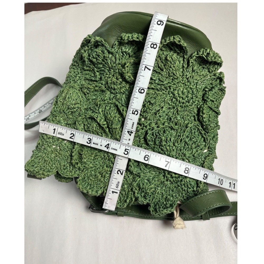 Free People Best in Show Bucket Bag OS Boho Green Crochet Leather Crossbody - Picture 6 of 11